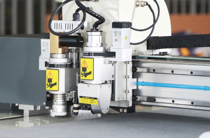 富怡汽車專用電腦裁切機(jī)