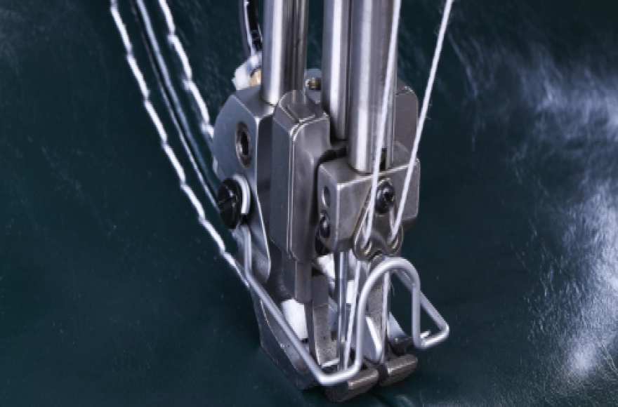 直驅(qū)柱式雙針綜合送料縫紉機