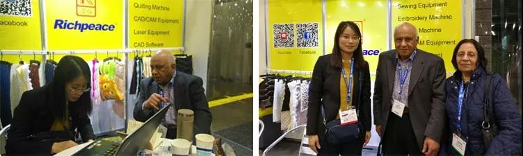 富怡展位前的客戶 富怡展位前的客戶