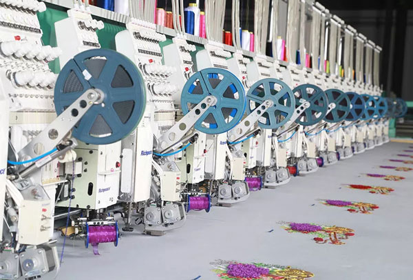 富怡電腦五合一繡花機樣品 富怡電腦五合一繡花機樣品