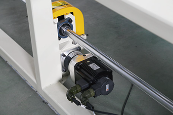 富怡框式電腦絎縫機(撐布帶機型)法式上料臺 富怡框式電腦絎縫機(撐布帶機型)法式上料臺